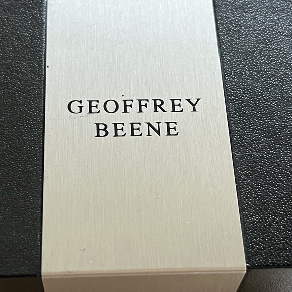 BRAND NEW Cufflinks by Geoffrey Beene - Picture 2 of 5